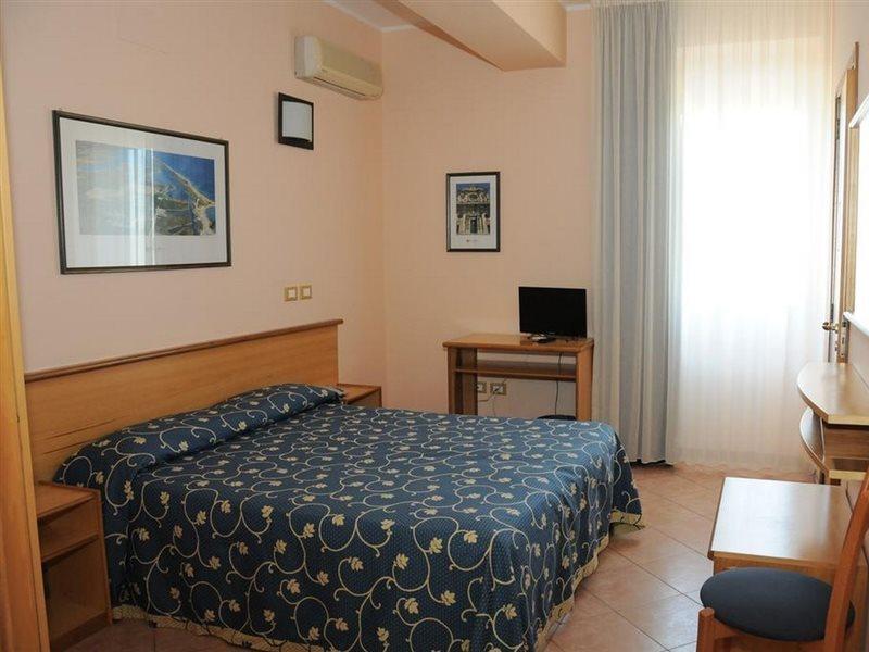 Gatto Bianco Casalabate Otel Lecce Dış mekan fotoğraf