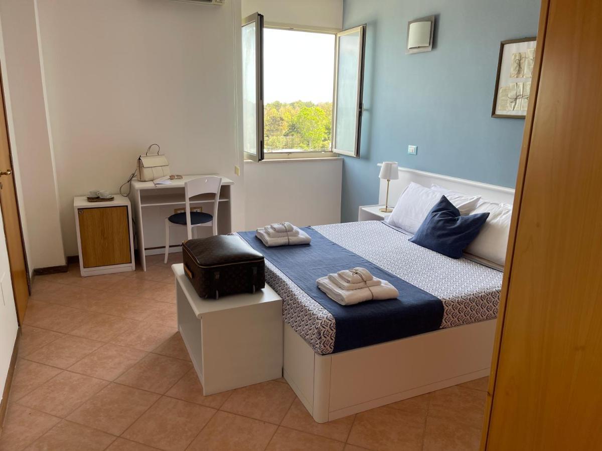 Gatto Bianco Casalabate Otel Lecce Dış mekan fotoğraf