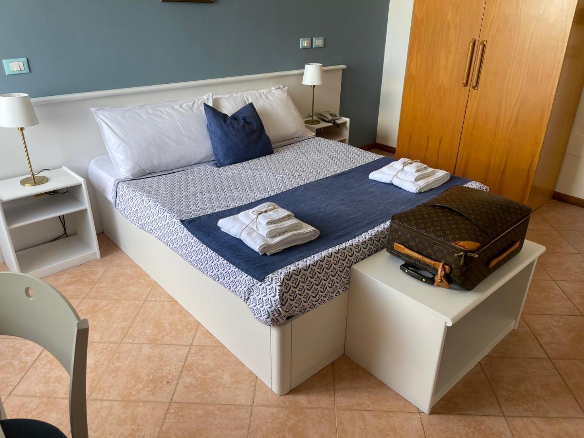 Gatto Bianco Casalabate Otel Lecce Dış mekan fotoğraf