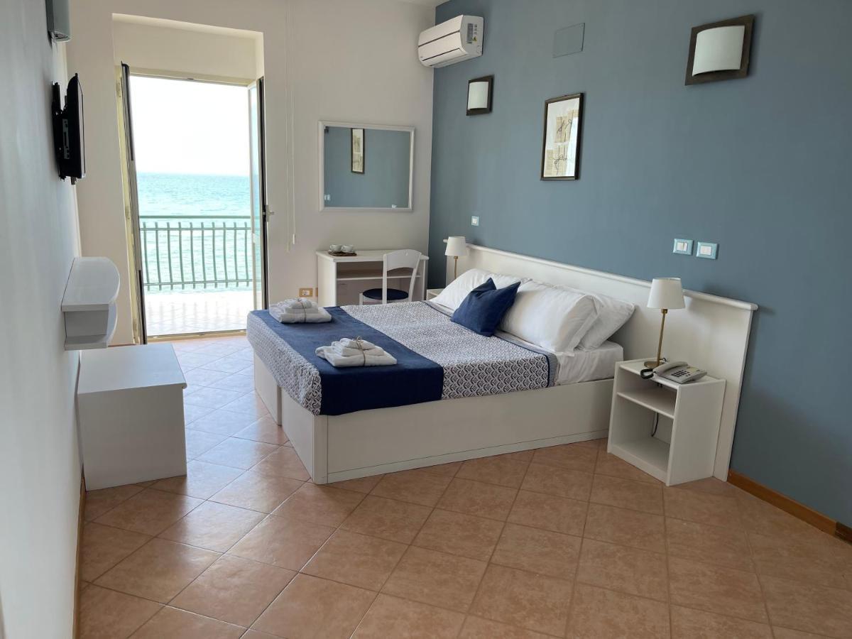 Gatto Bianco Casalabate Otel Lecce Dış mekan fotoğraf