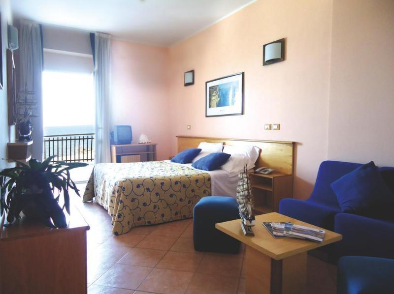 Gatto Bianco Casalabate Otel Lecce Dış mekan fotoğraf